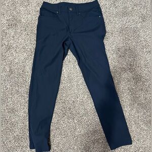 Lululemon ABC Pants Slim / Navy / 28” W x 30” L